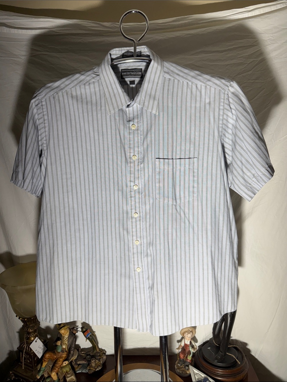 David Taylor White Short-Sleeve Button-Down Shirt with Gray Stripes